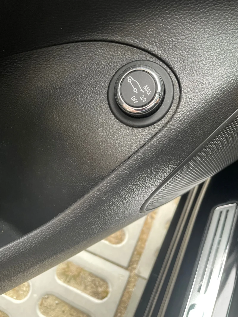 Opel Astra, снимка 10 - Автомобили и джипове - 51487689