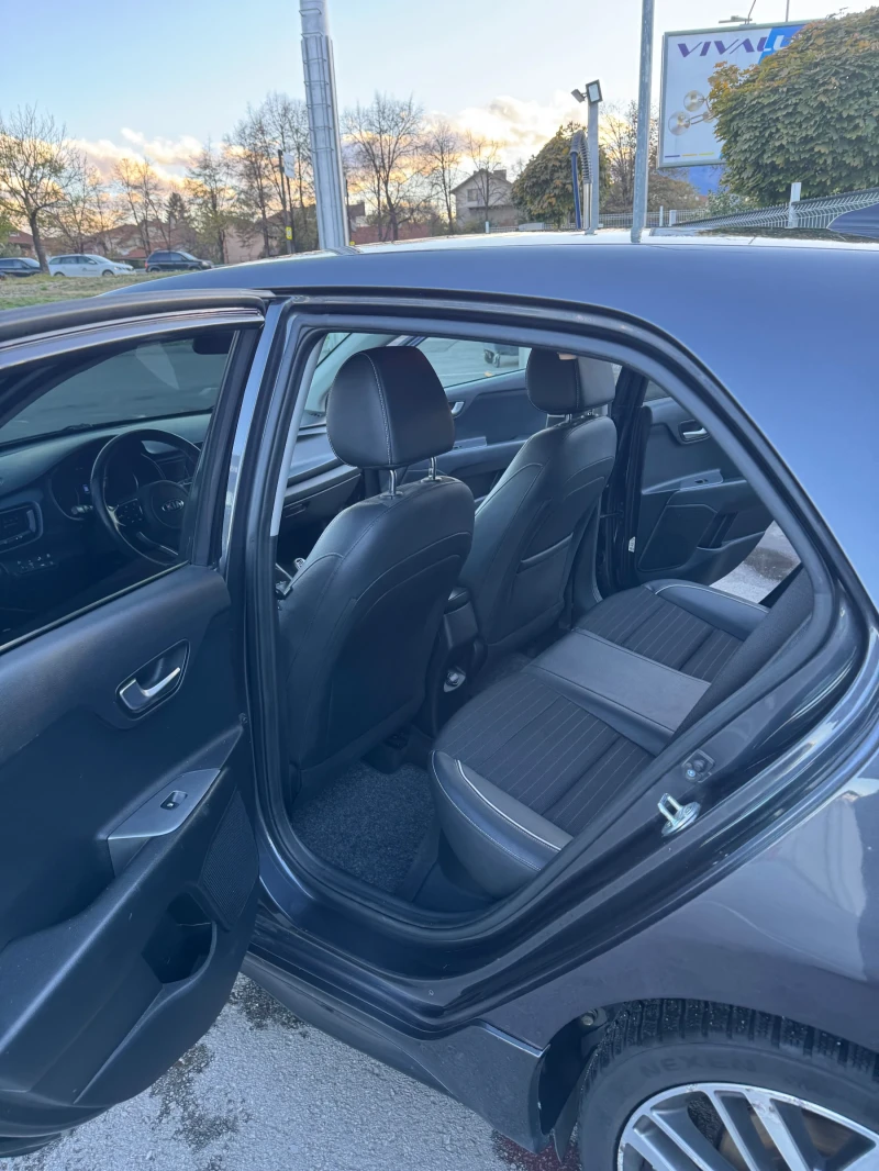 Kia Rio GT-Line, снимка 9 - Автомобили и джипове - 52701727