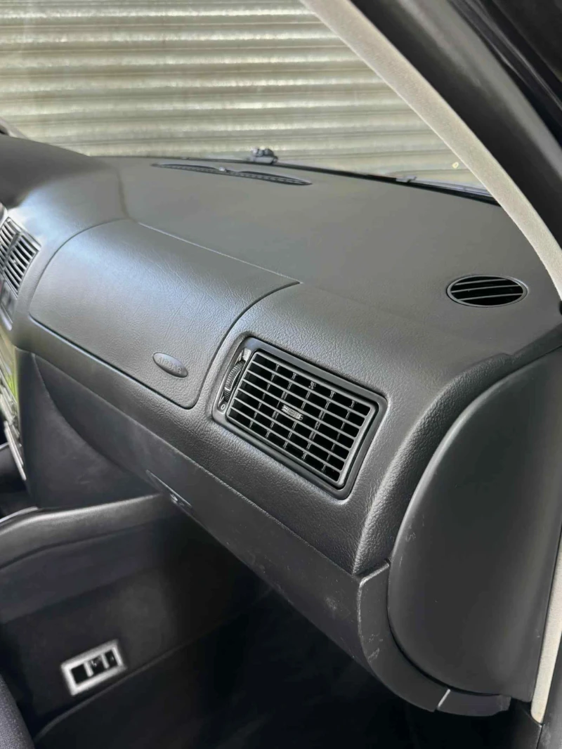 VW Golf 1.9 TDI 4x4, снимка 5 - Автомобили и джипове - 52690364