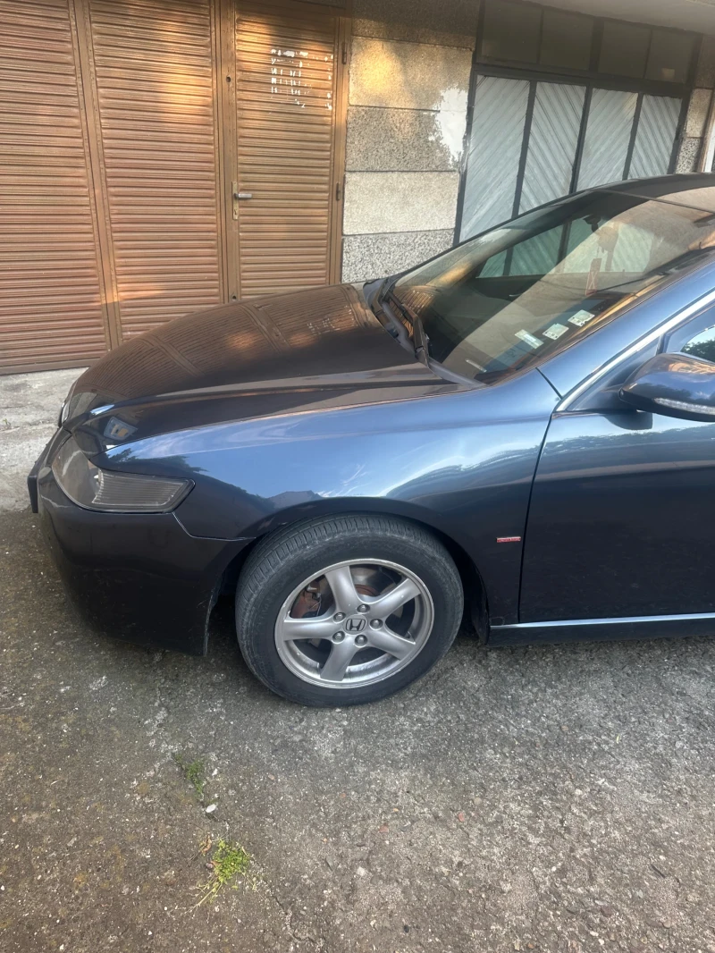 Honda Accord 2.2, снимка 4 - Автомобили и джипове - 52940285