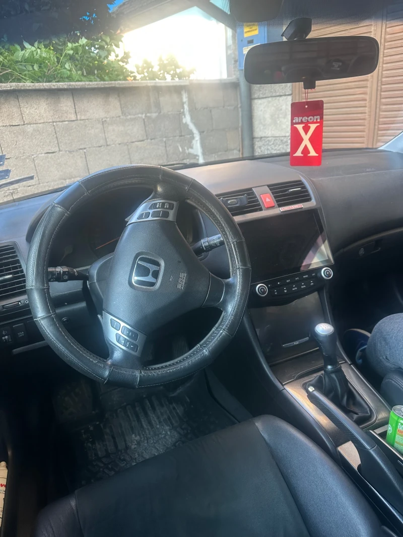 Honda Accord 2.2, снимка 8 - Автомобили и джипове - 52940285