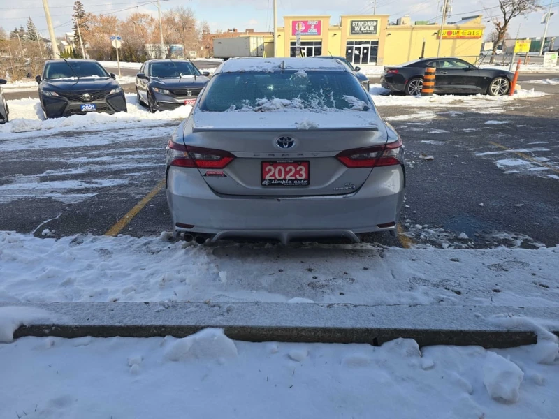 Toyota Camry * Hybrid * CARFAX * БЕЗ ПЪРВОНАЧАЛНА ВНОСКА, снимка 4 - Автомобили и джипове - 52950838