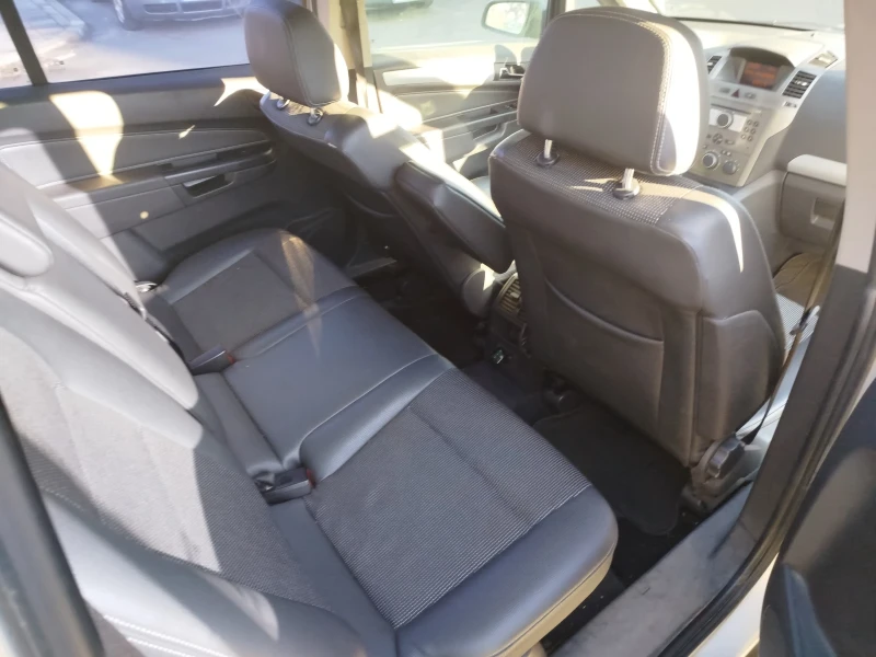 Opel Zafira, снимка 8 - Автомобили и джипове - 53048247