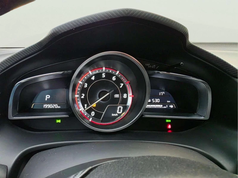 Mazda 3 2.0, снимка 12 - Автомобили и джипове - 53079533