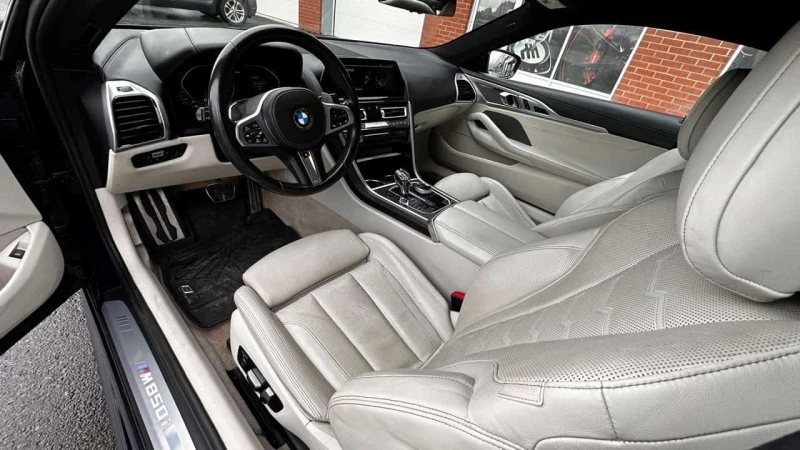 BMW 850 M850i xDrive  CARFAX, снимка 5 - Автомобили и джипове - 53506961