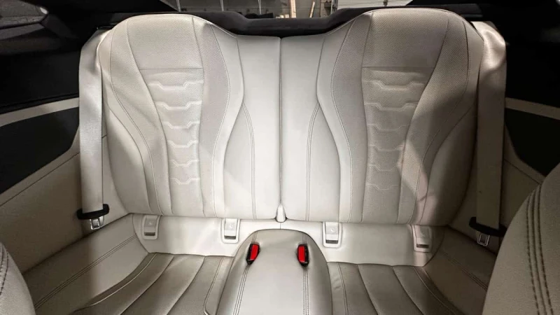 BMW 850 M850i xDrive  CARFAX, снимка 14 - Автомобили и джипове - 53506961