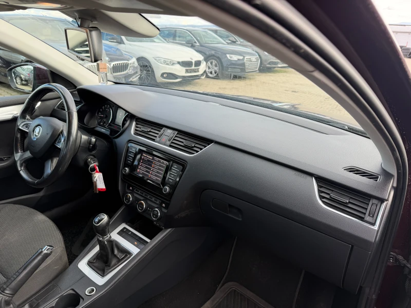 Skoda Octavia 1.6TDI NAVI EURO 5, снимка 10 - Автомобили и джипове - 53564268