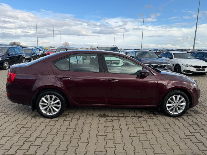 Skoda Octavia 1.6TDI NAVI EURO 5, снимка 5 - Автомобили и джипове - 53564268