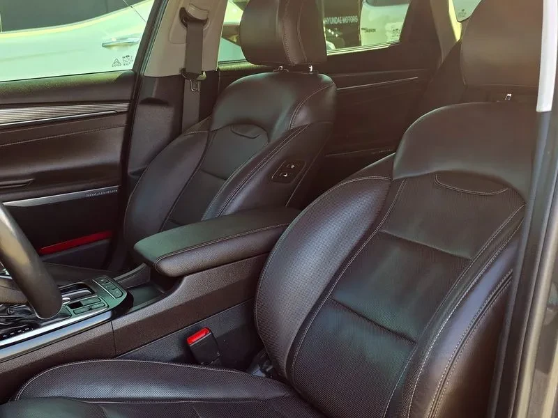 Hyundai Grandeur Ig 3.0 Exclusive Special, снимка 10 - Автомобили и джипове - 53778794