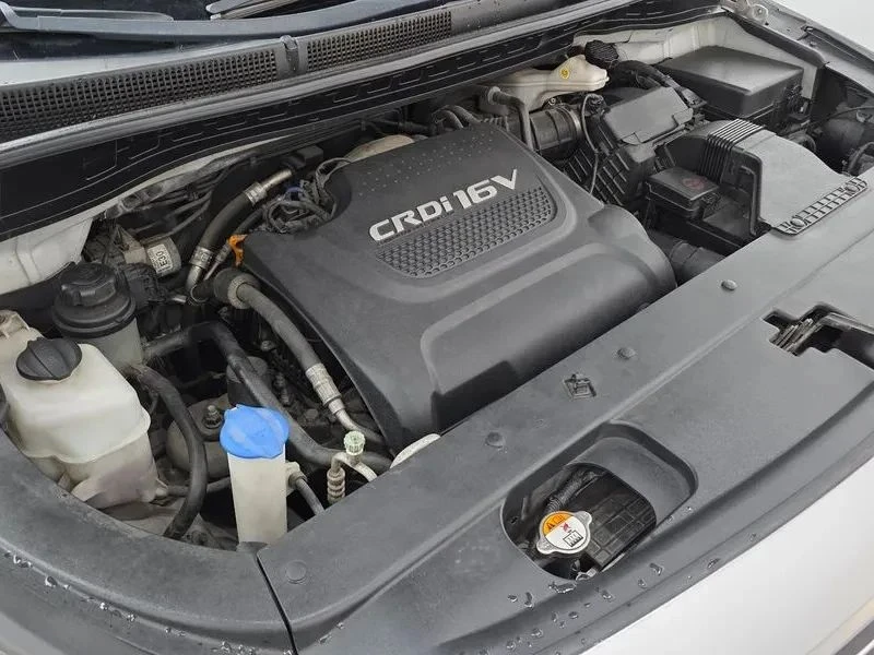 Kia Carnival, снимка 6 - Автомобили и джипове - 56727339