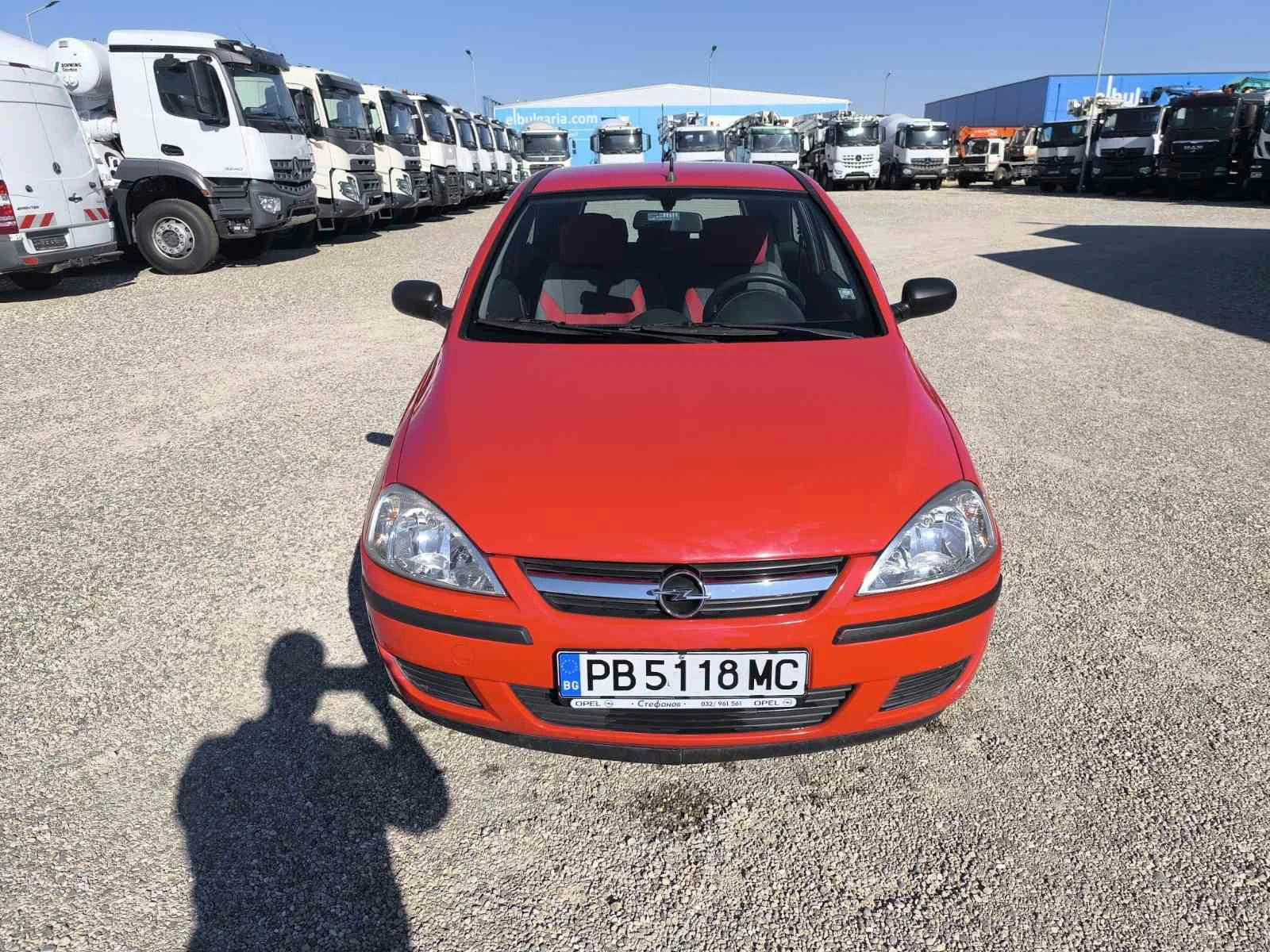 Opel Corsa C 1.0 - изображение 2