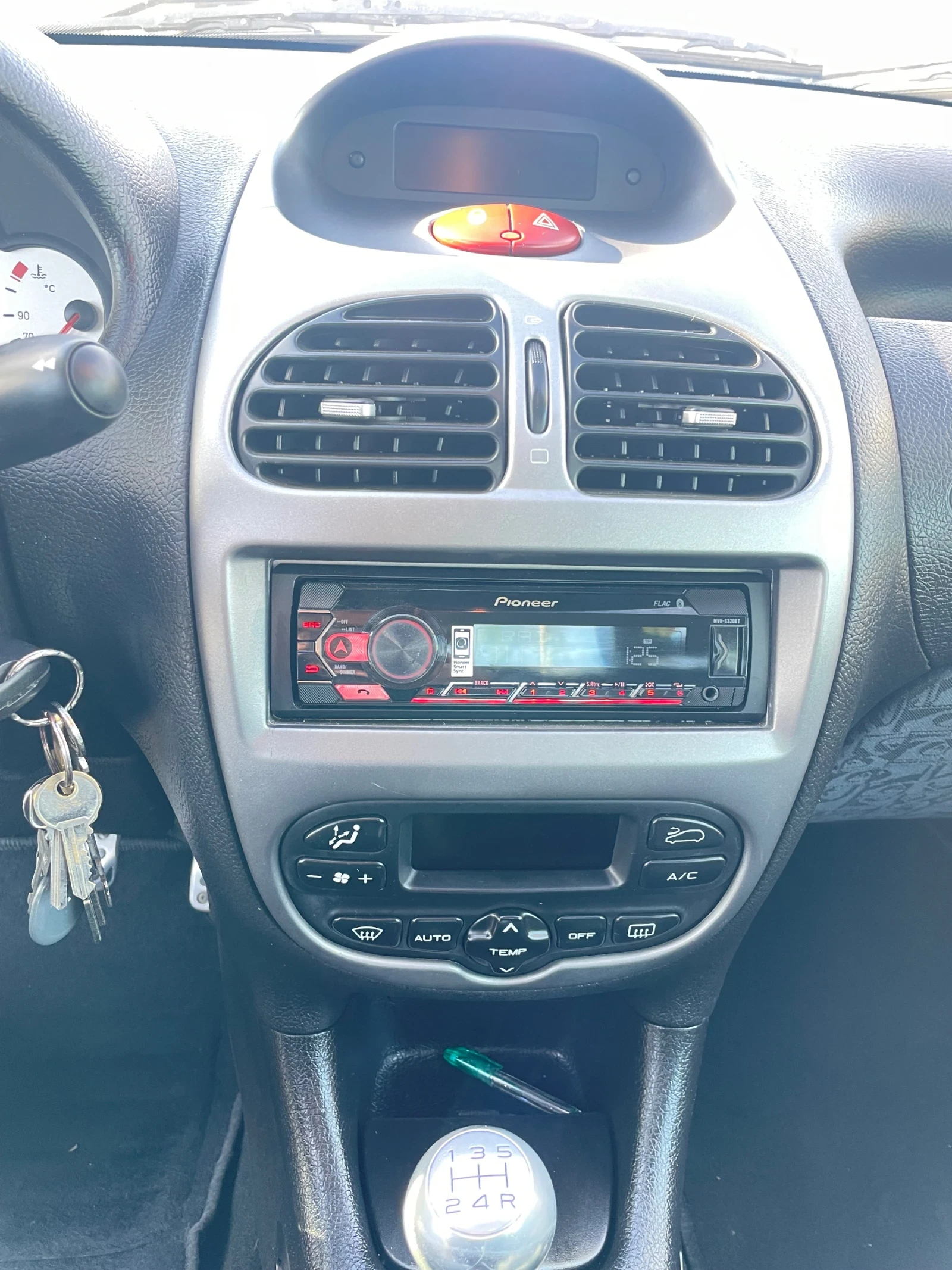 Peugeot 206 СС | Mobile.bg — изображение 14