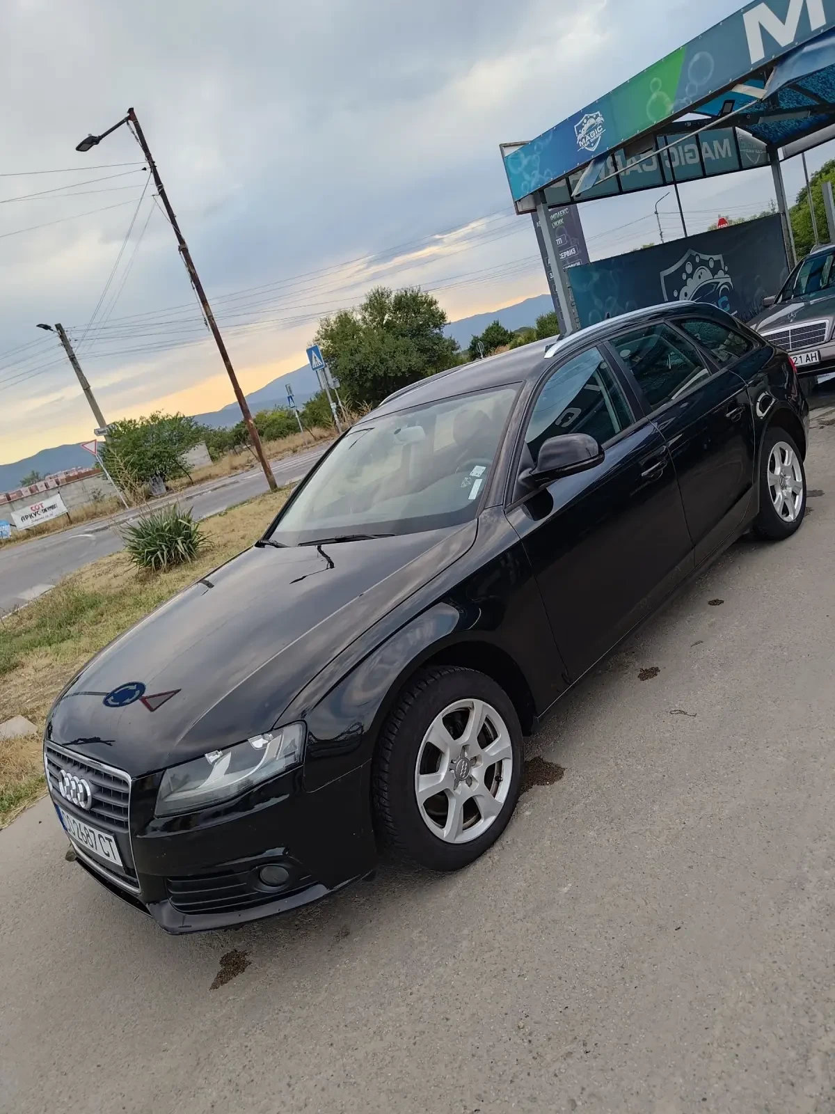 Audi A4 B8 2.0TDI 143кс 2008г - изображение 2