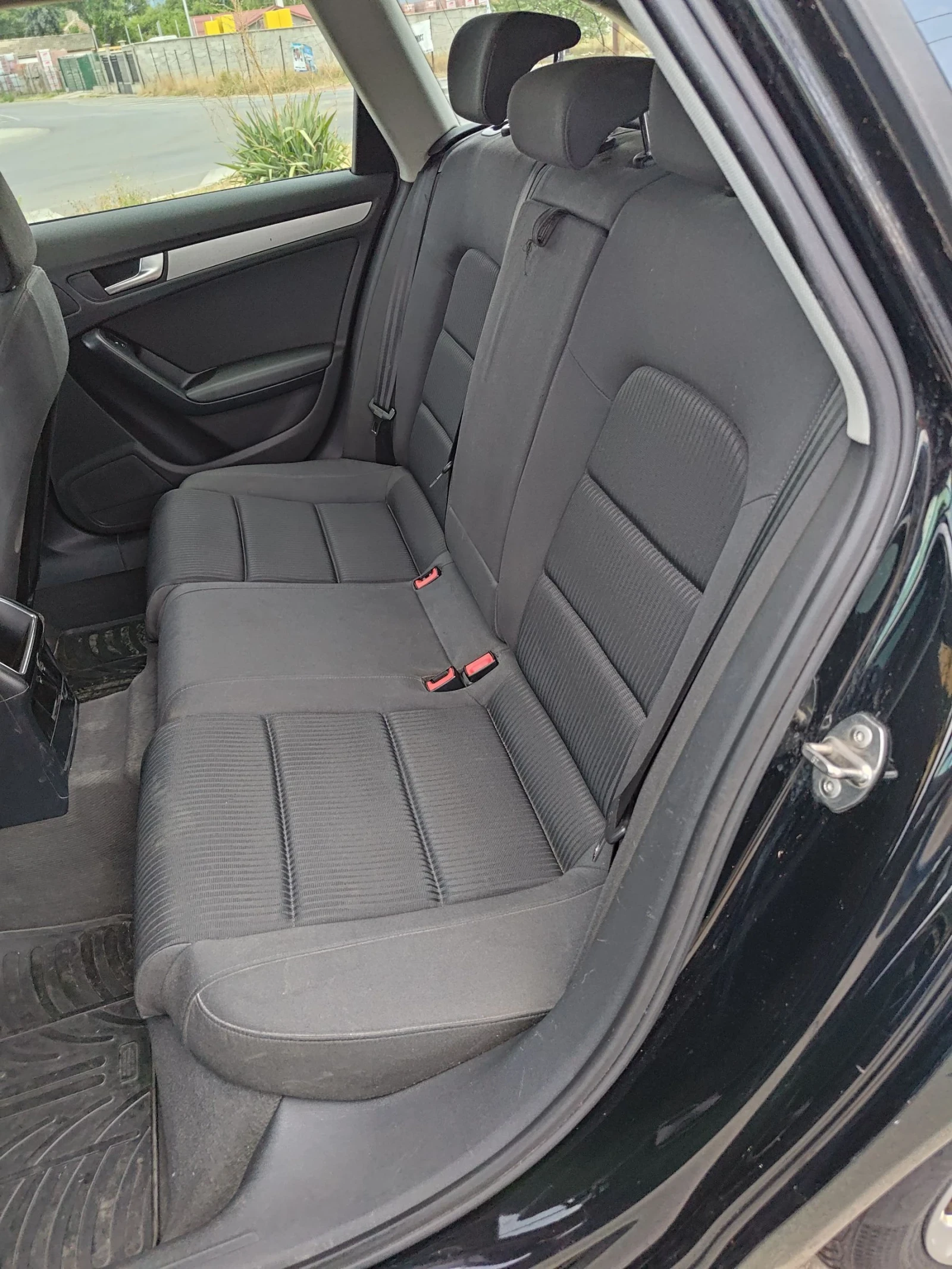 Audi A4 B8 2.0TDI 143кс 2008г - изображение 10