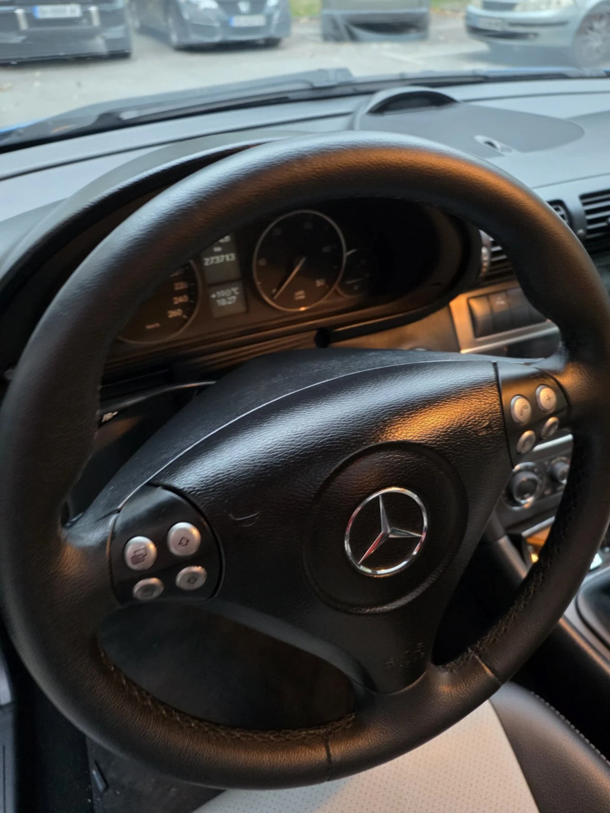 Mercedes-Benz C 220  - изображение 2