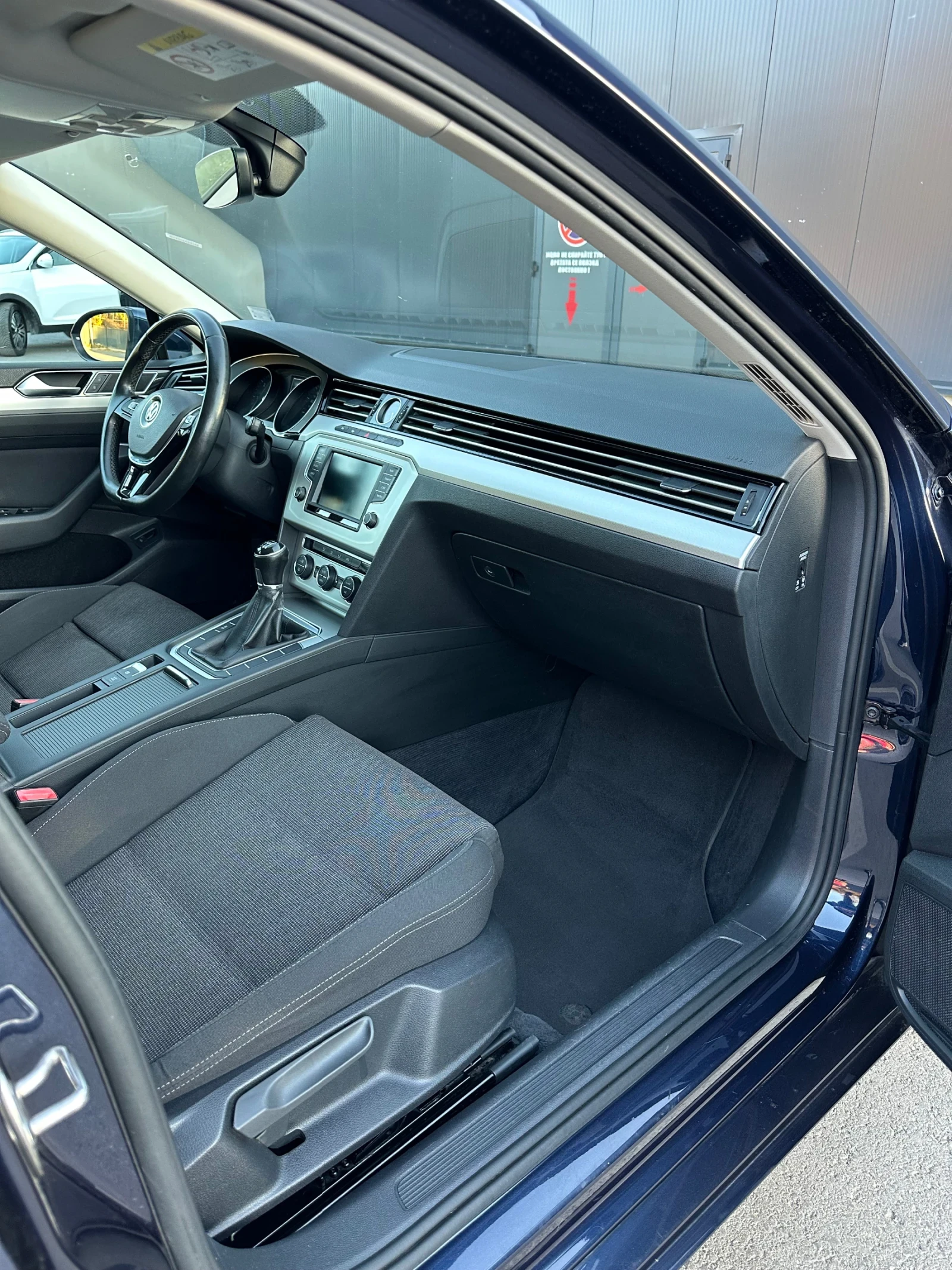 VW Passat 2.0TDI BLUEMOTION | Mobile.bg   9