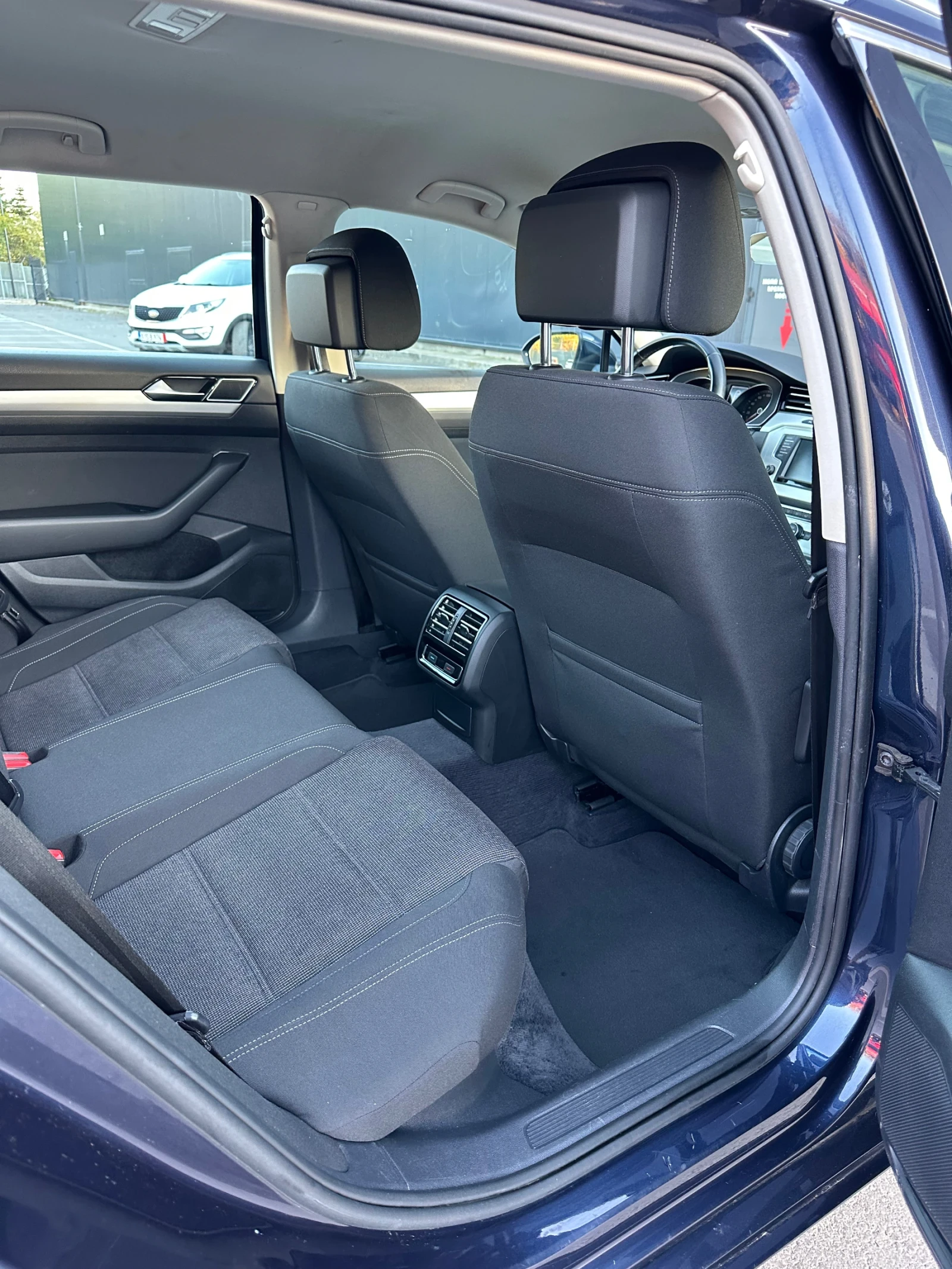 VW Passat 2.0TDI BLUEMOTION | Mobile.bg   10