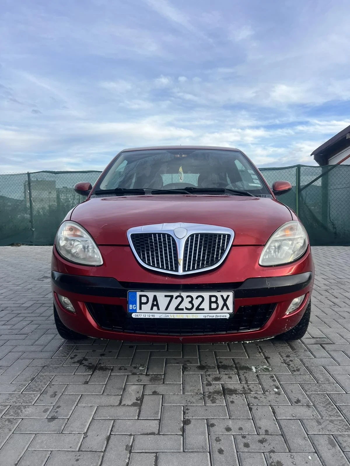 Lancia Ypsilon 1.2 - изображение 3