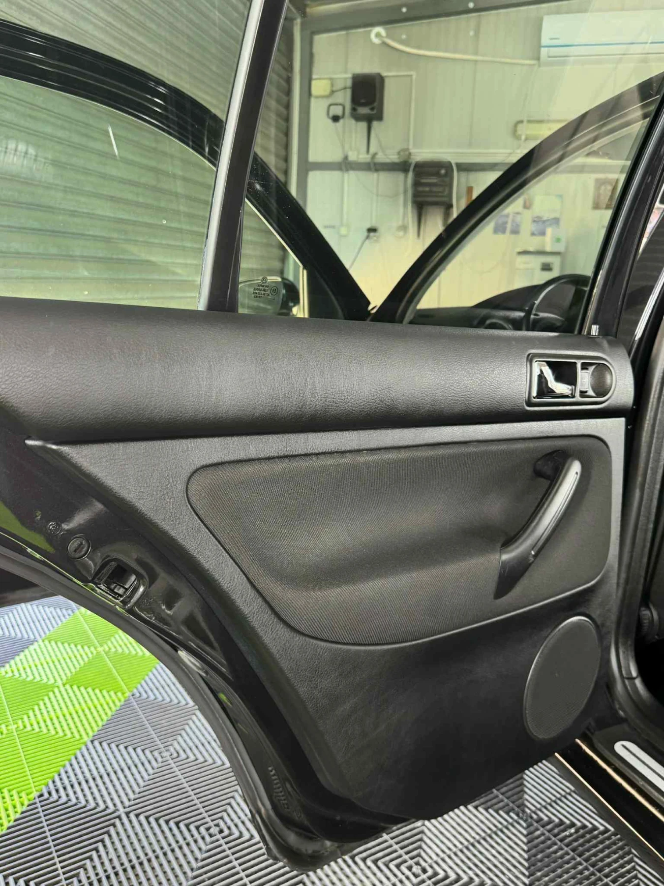 VW Golf 1.9 TDI 4x4 | Mobile.bg   8