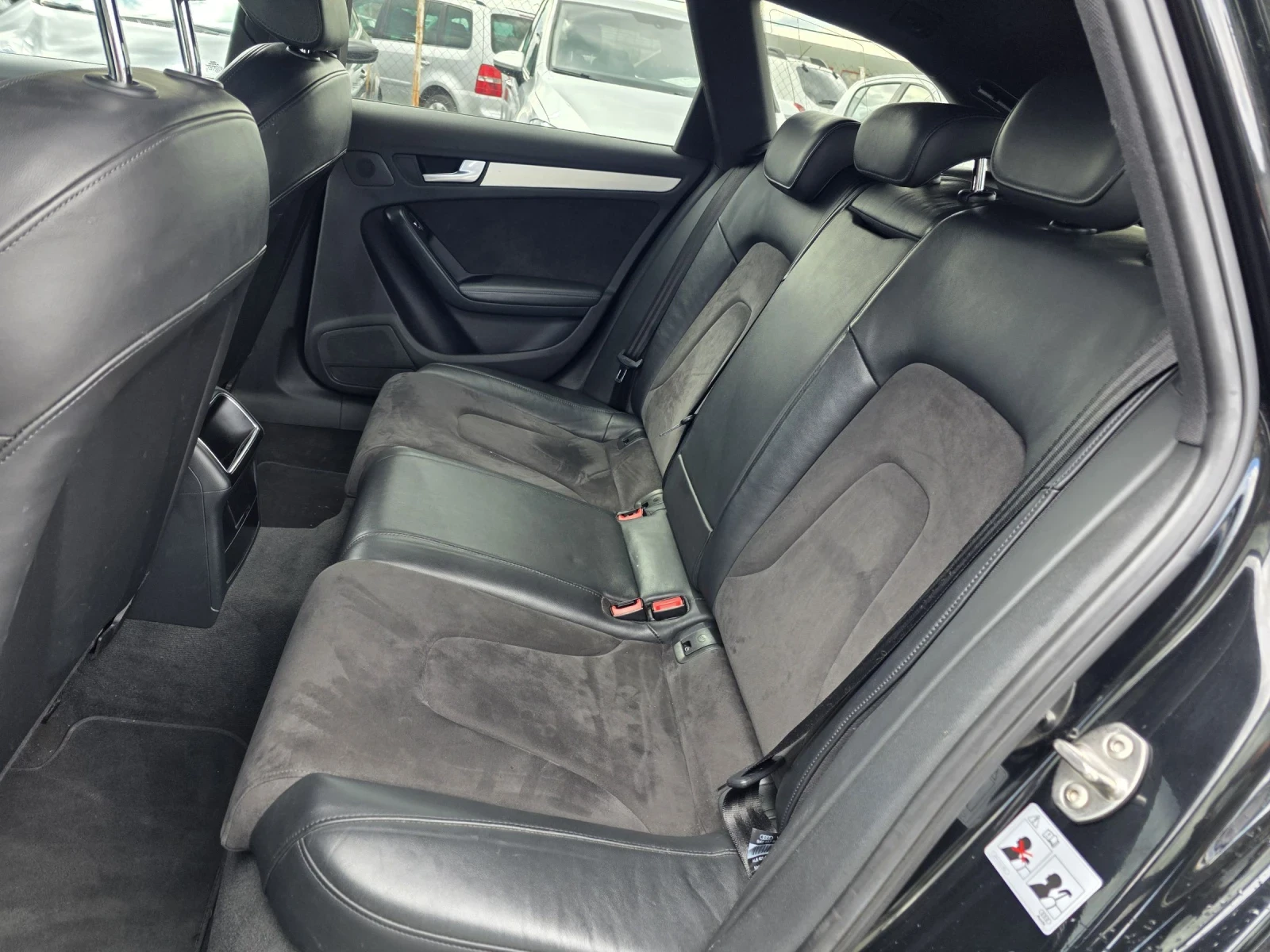 Audi A4 Allroad 2.0 avtomat  кожа нави , снимка 14 - Автомобили и джипове - 53801547