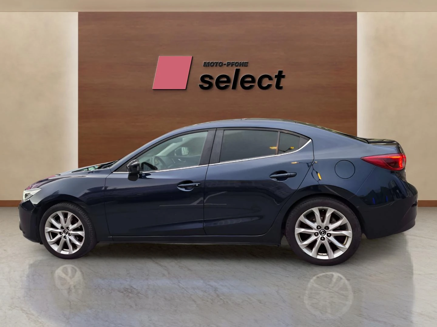 Mazda 3 2.0 - изображение 8