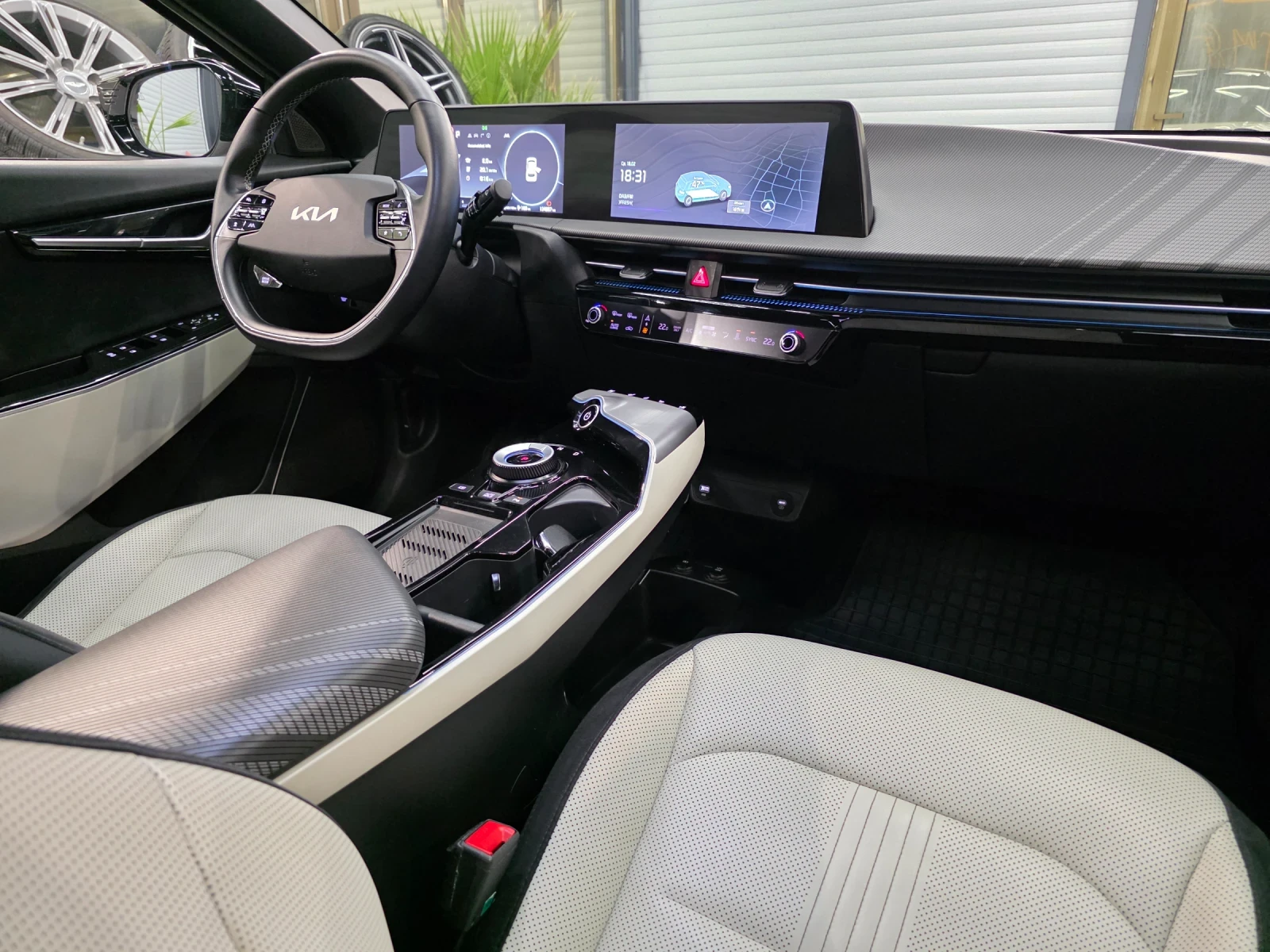 Kia EV6 GT Line Meridian Pano  | Mobile.bg � ����������� 8