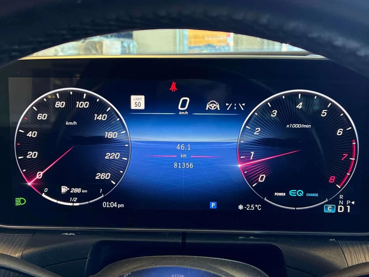 Mercedes-Benz C 300 PANO/360/ПРЕДСТАВИТЕЛСТВО НА MERCEDES  - изображение 8