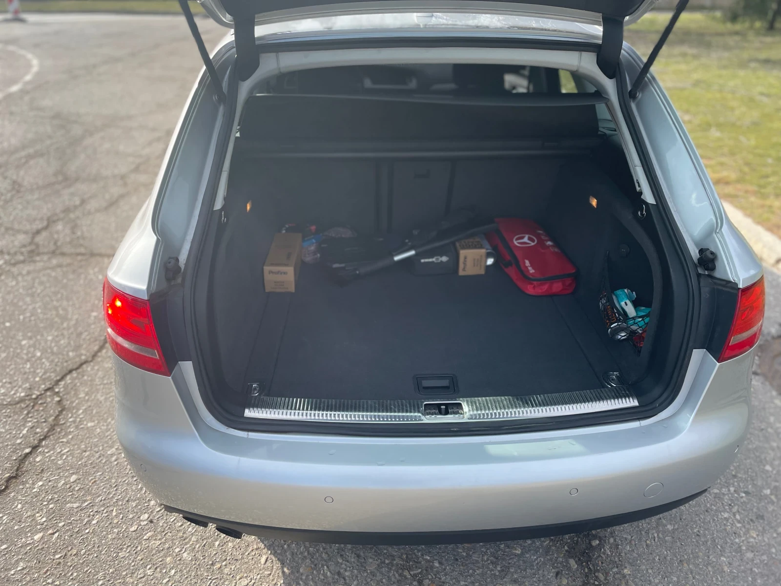 Audi A4 Audi A4 B8 2.0 TDI 170 к.с Quattro, снимка 15 - Автомобили и джипове - 53739162