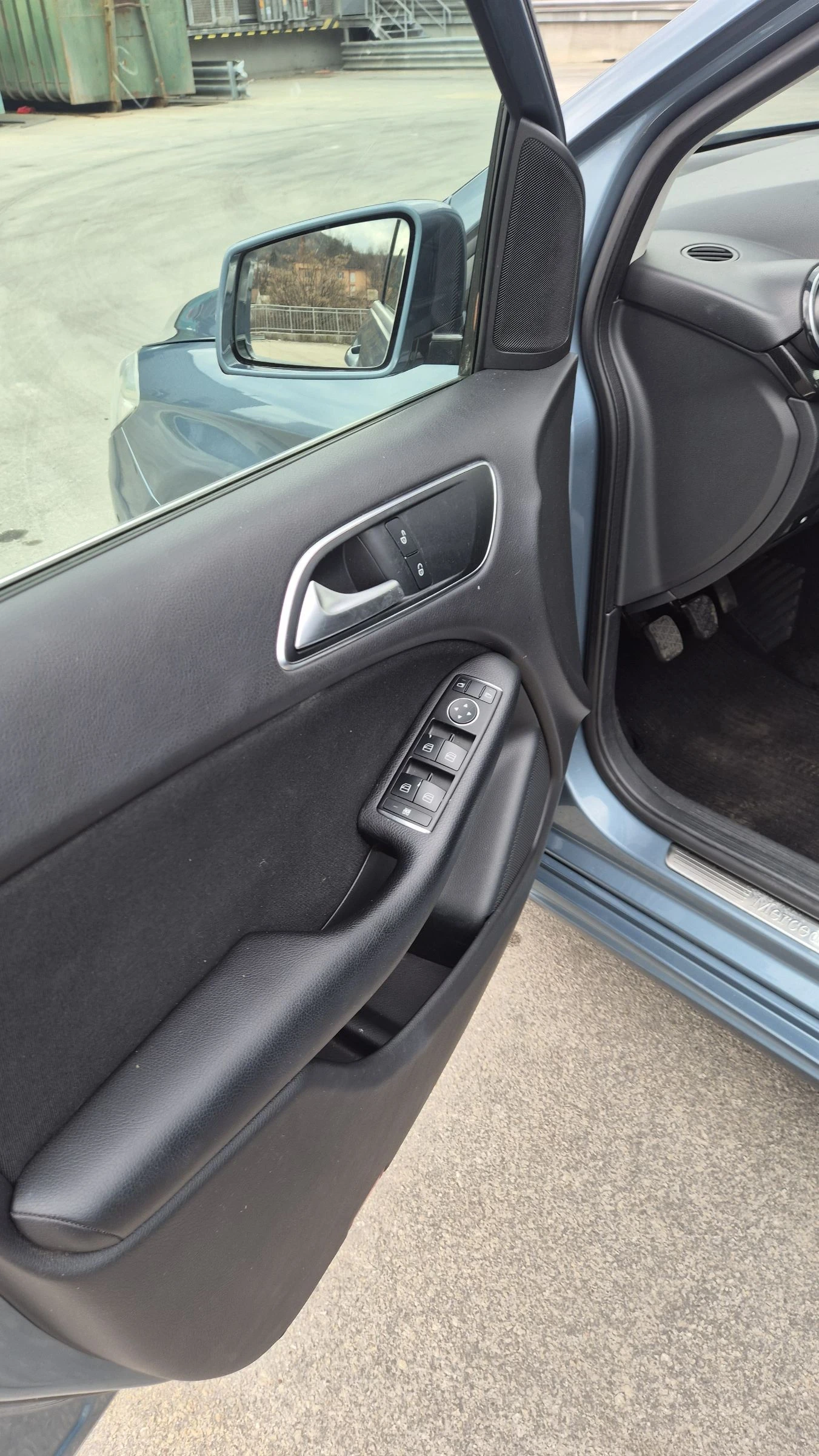 Mercedes-Benz B 180 B 180 CDI, снимка 16 - Автомобили и джипове - 53924936