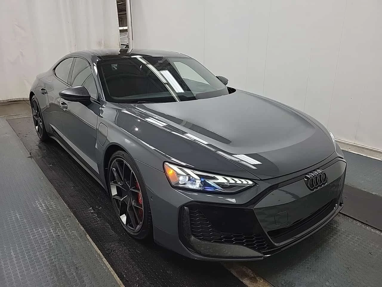 Audi E-Tron GT PERFORMANCE  CARFAX | Mobile.bg � ����������� 2
