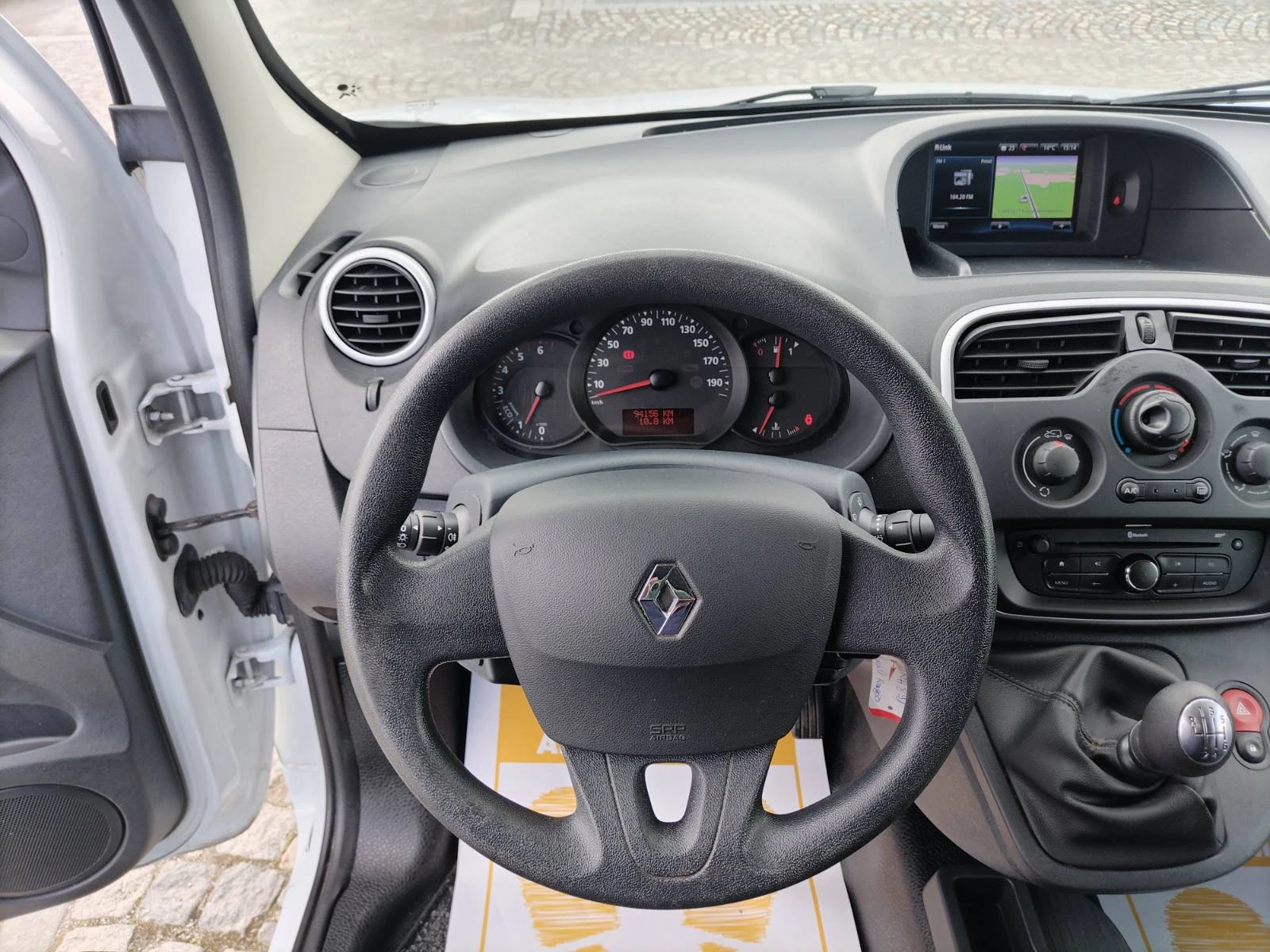 Renault Kangoo MAXI 1.5dCi/95к.с., снимка 7 - Автомобили и джипове - 53995550