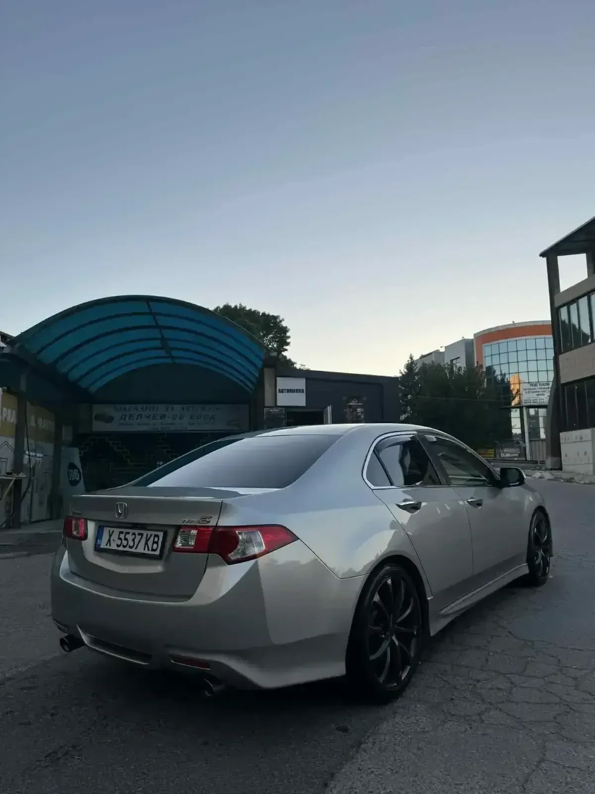 Honda Accord 2.4 i-VTec Type S /CarPlay, снимка 3 - Автомобили и джипове - 54231391