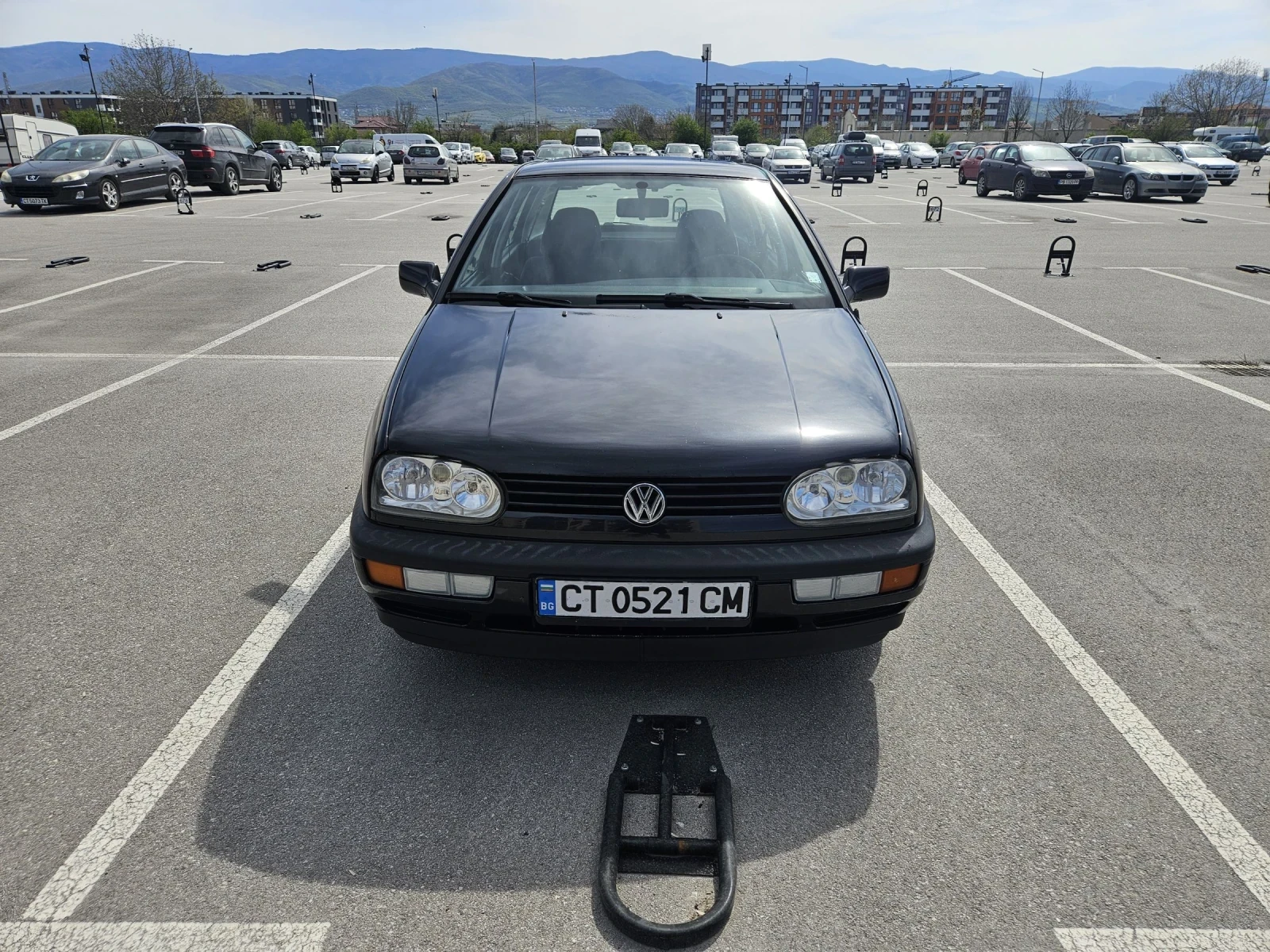 VW Golf 1.6 Газ/Бензин, снимка 3 - Автомобили и джипове - 54230655