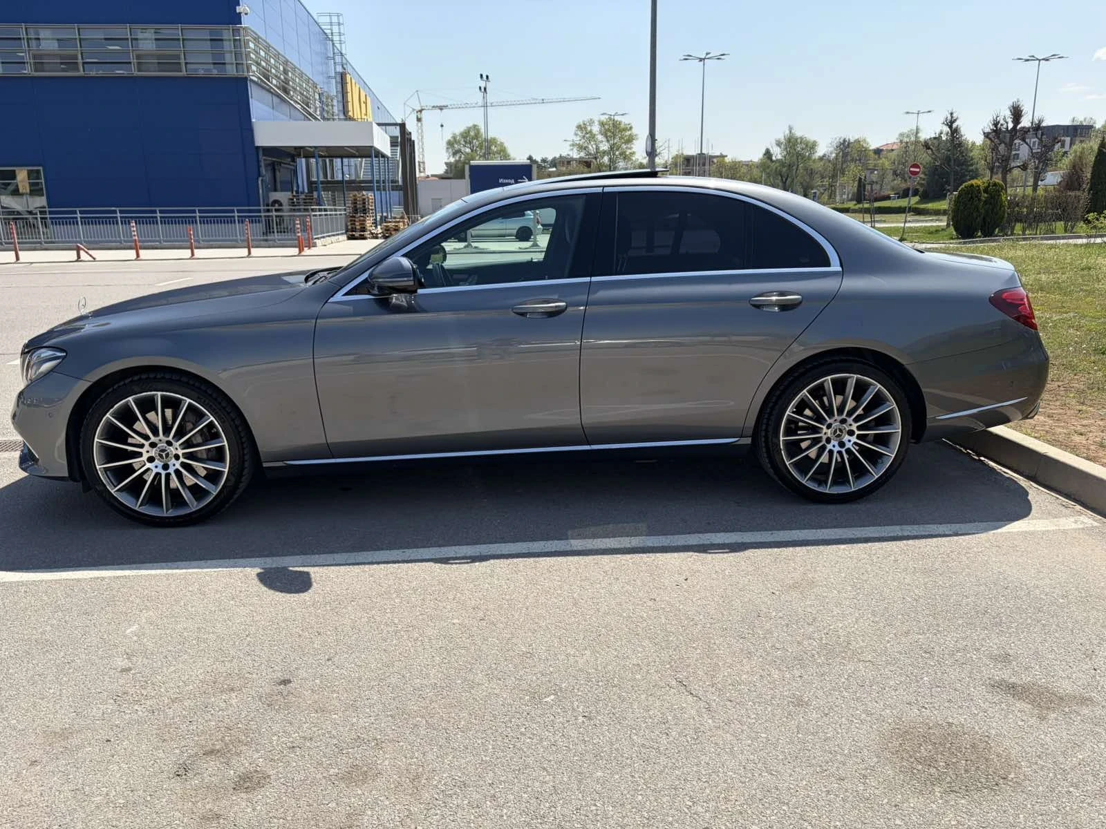Mercedes-Benz E 350, снимка 5 - Автомобили и джипове - 54342166