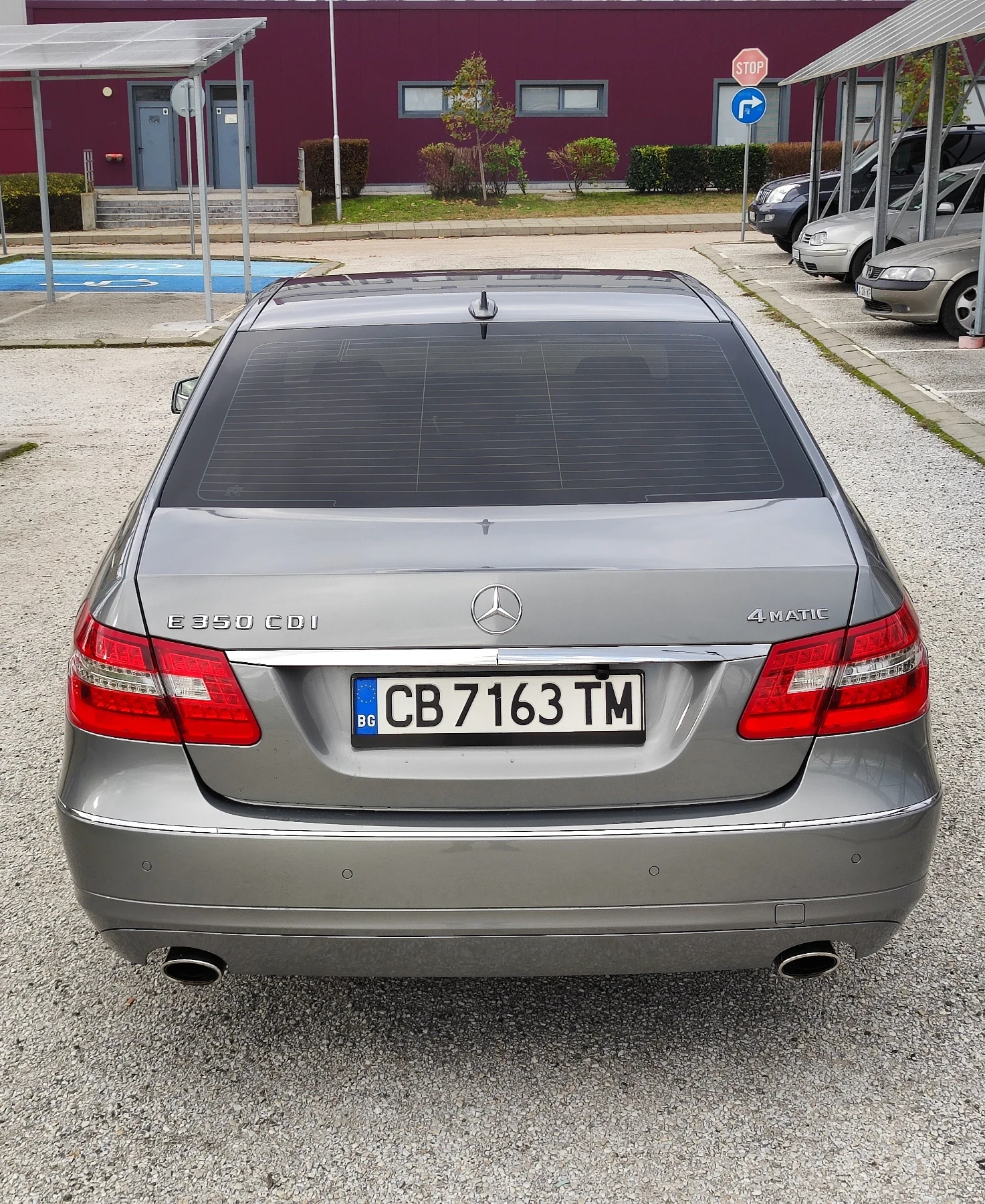 Mercedes-Benz E 350 Blueefficiency, 4-Matic, снимка 5 - Автомобили и джипове - 54397336
