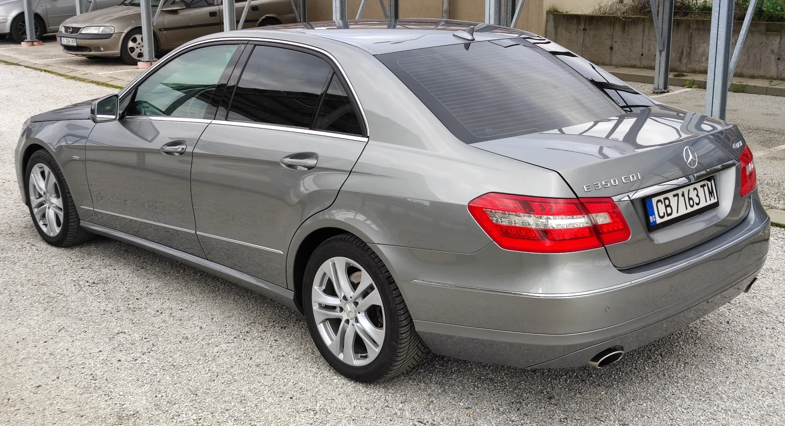 Mercedes-Benz E 350 Blueefficiency, 4-Matic, снимка 4 - Автомобили и джипове - 54397336
