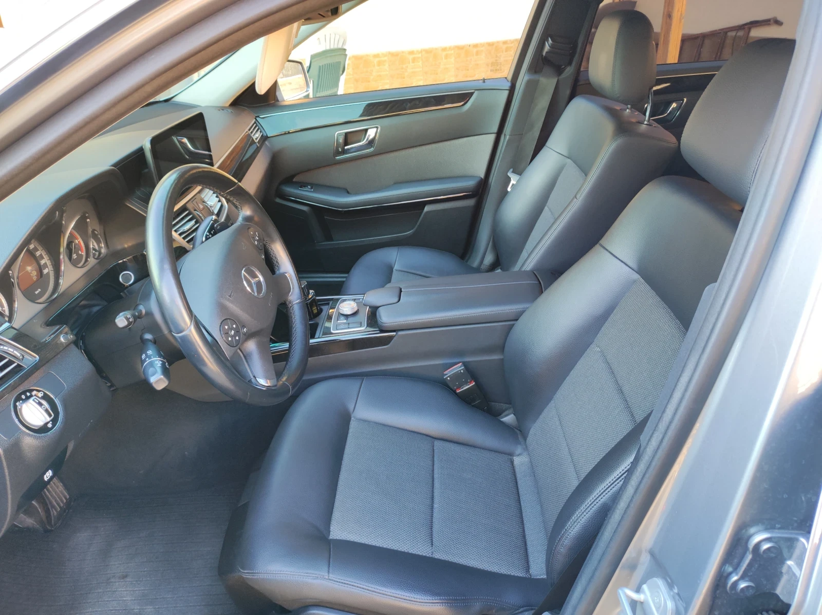 Mercedes-Benz E 350 Blueefficiency, 4-Matic, снимка 9 - Автомобили и джипове - 54397336