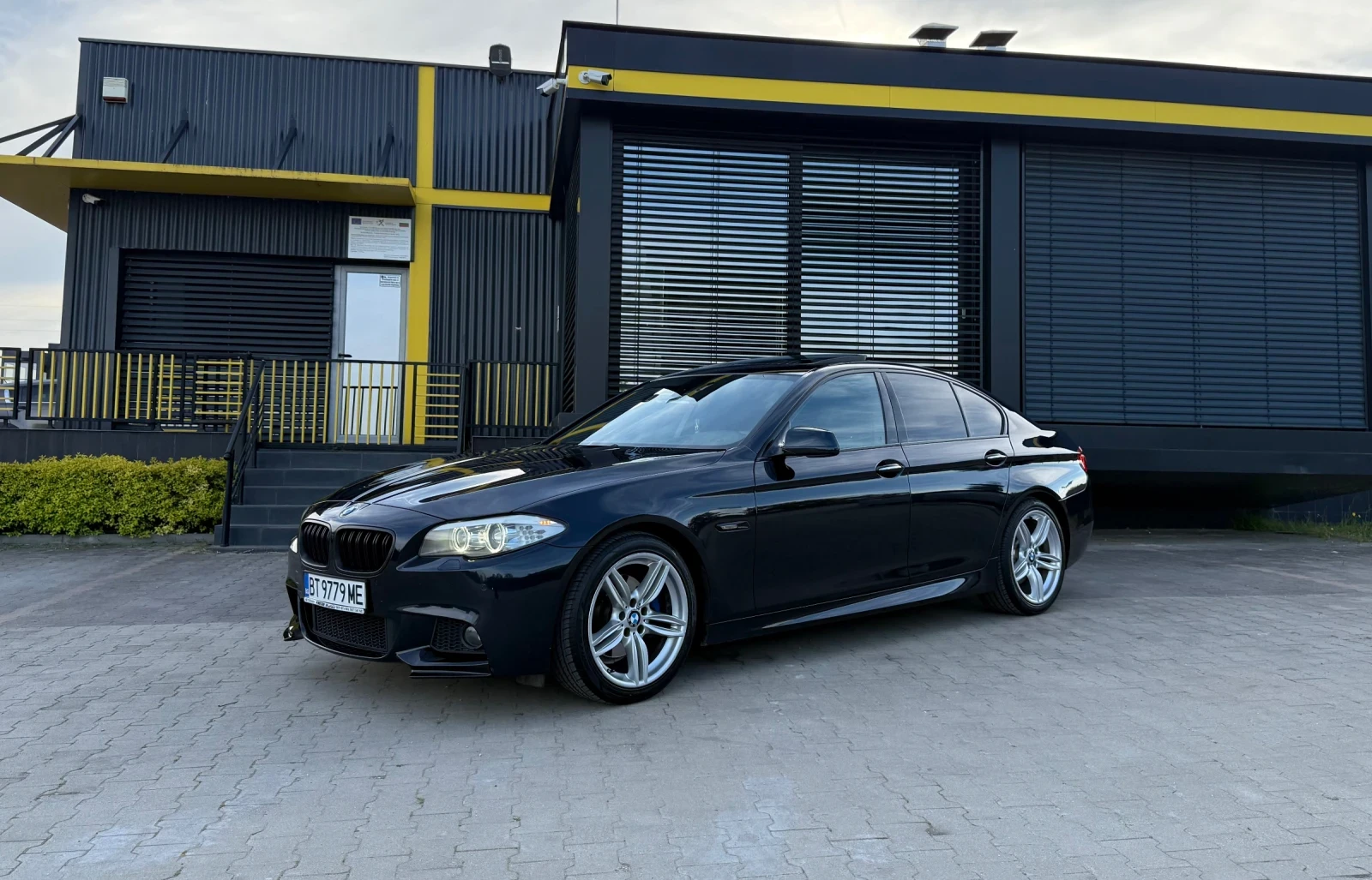 BMW 520
