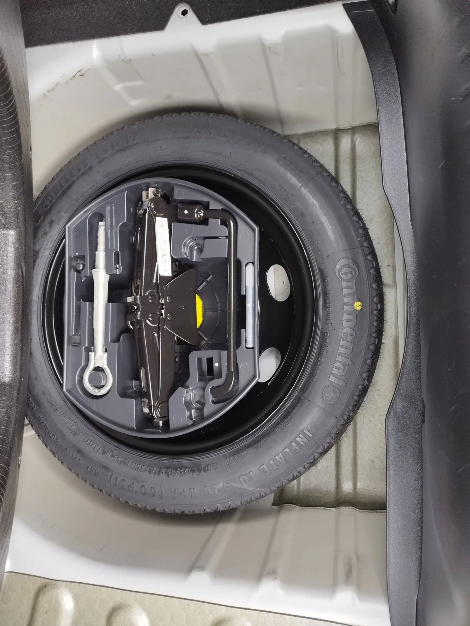Peugeot 308 1.6HDI АВТОМАТ, снимка 15 - Автомобили и джипове - 54598656