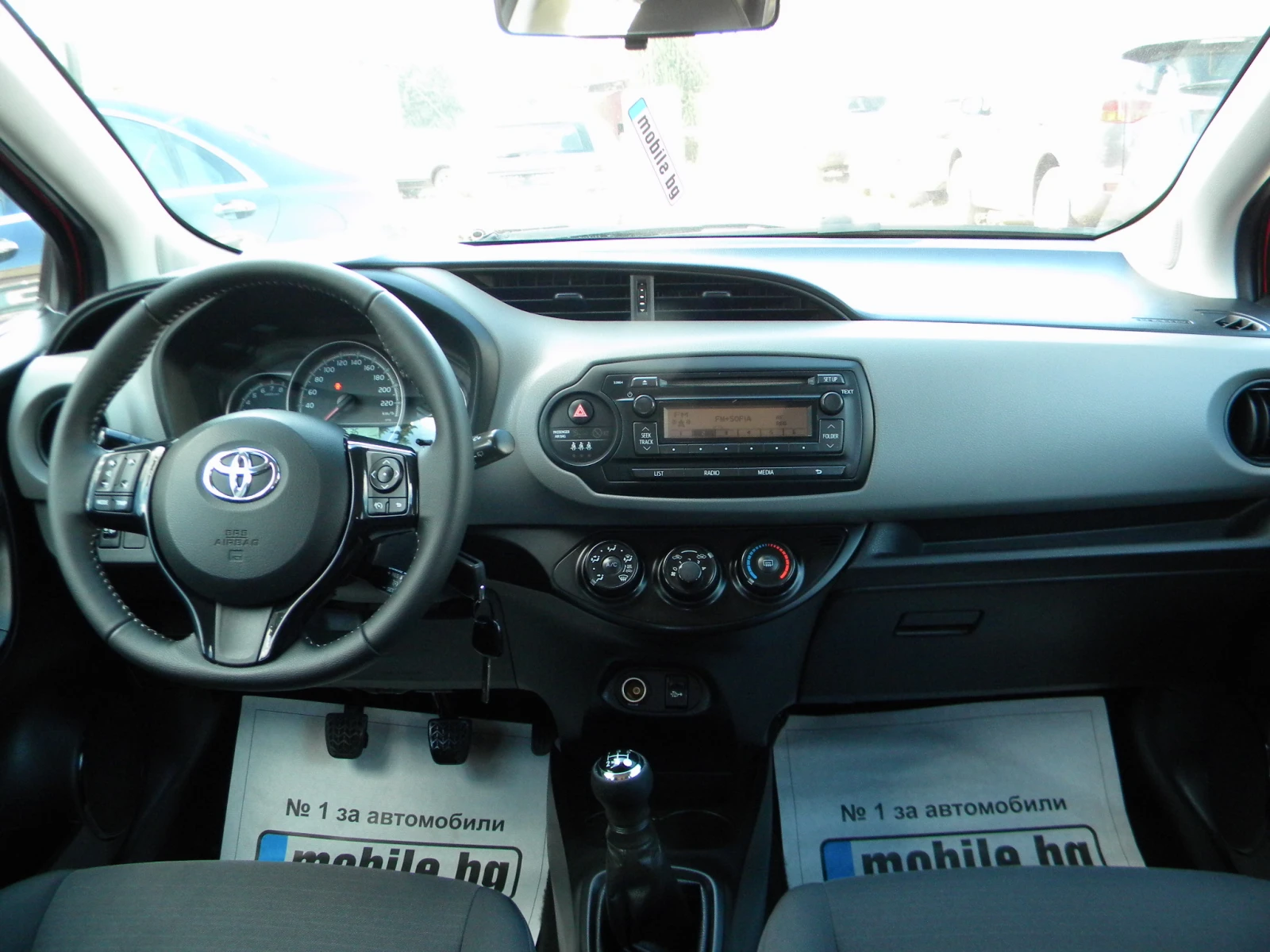 Toyota Yaris EURO6B* FACE LIFT* 178000km* ���� ����* EURO6B | Mobile.bg � ����������� 11