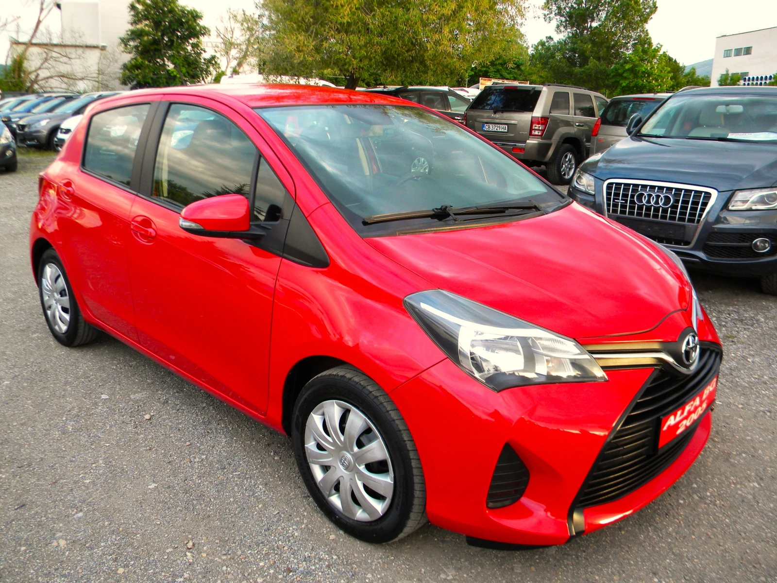 Toyota Yaris EURO6B* FACE LIFT* 178000km* КАТО НОВА* EURO6B