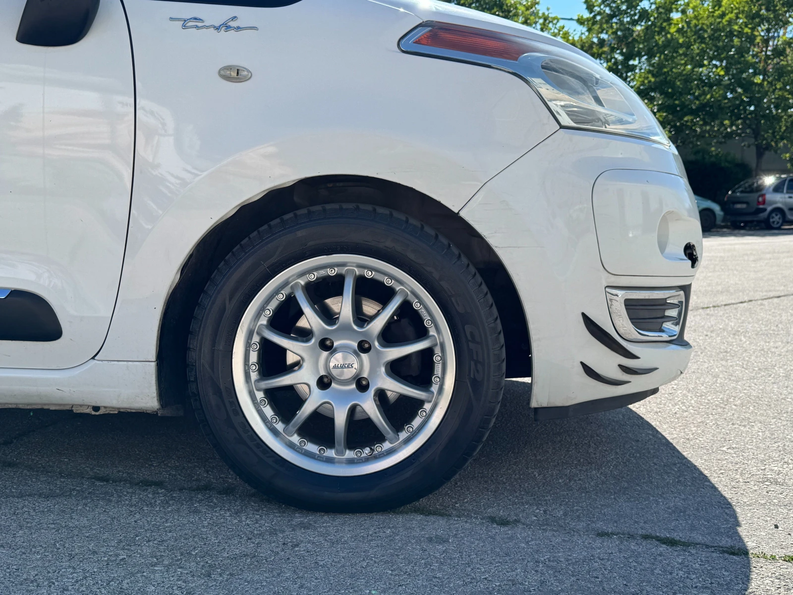 Citroen C3 Picasso 1, 6tdi/Aвтоматик/Нави, снимка 9 - Автомобили и джипове - 55172306