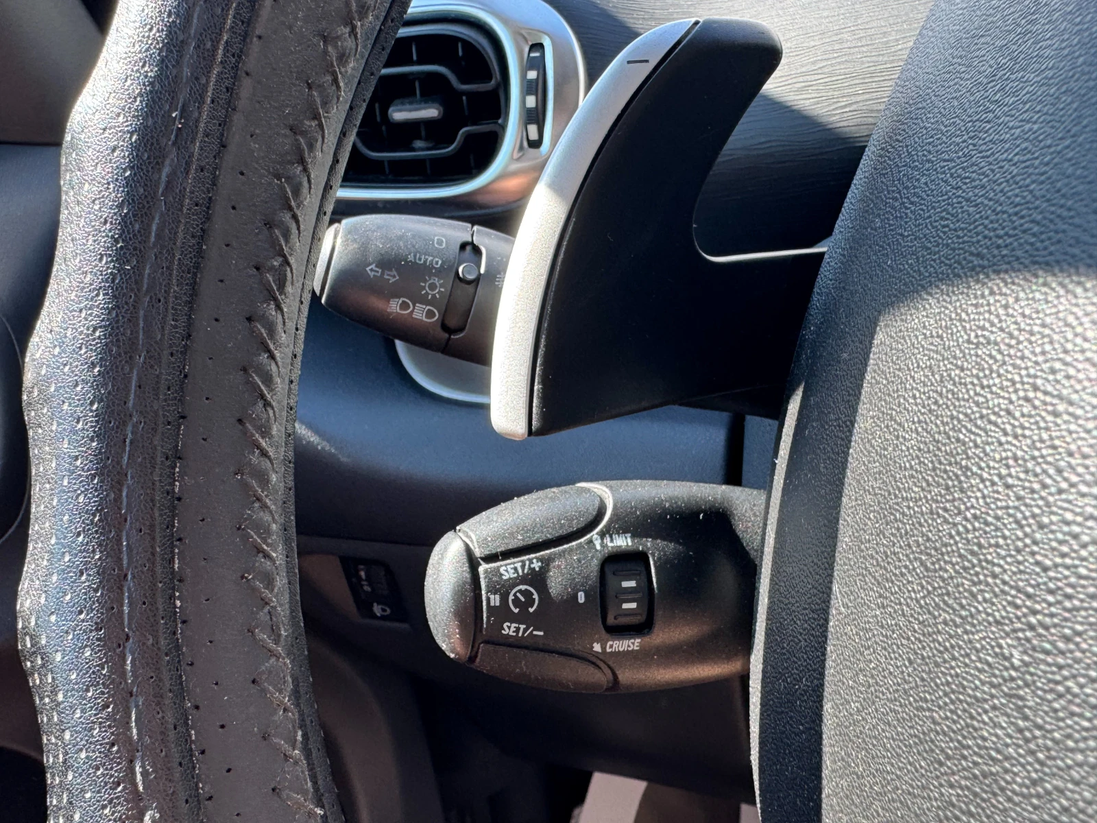 Citroen C3 Picasso 1, 6tdi/Aвтоматик/Нави, снимка 13 - Автомобили и джипове - 55172306