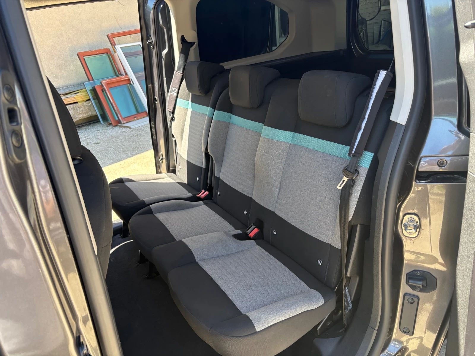 Citroen Berlingo, снимка 6 - Автомобили и джипове - 55335701