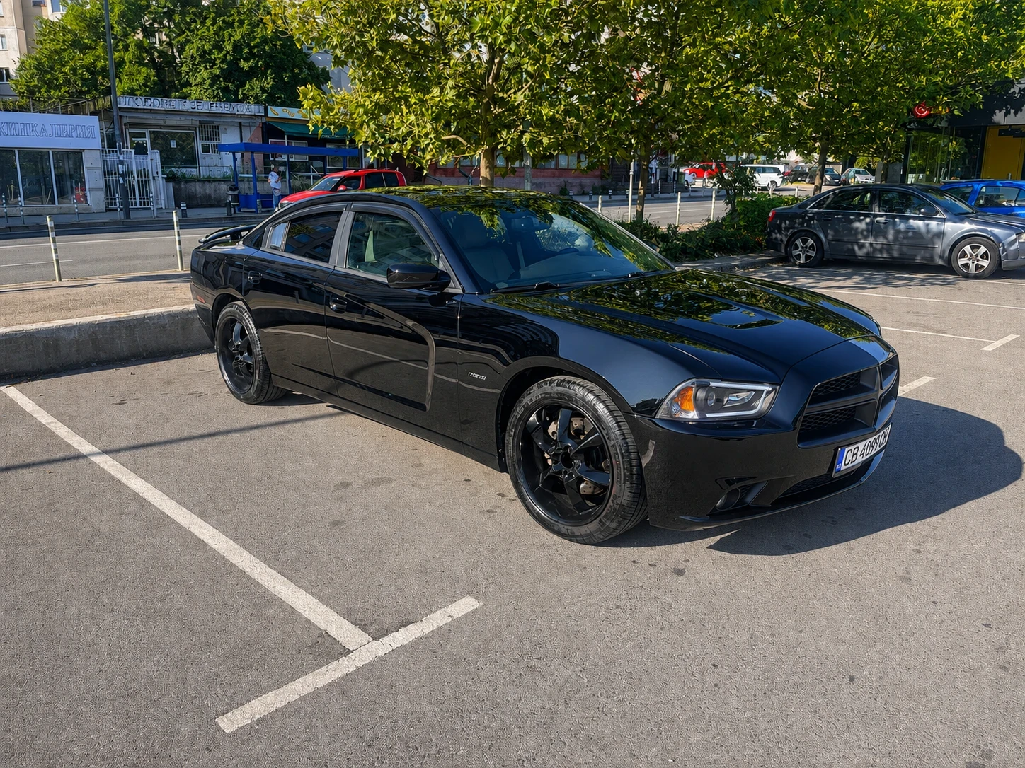 Dodge Charger R/T 5.7 HEMI, снимка 2 - Автомобили и джипове - 55619975