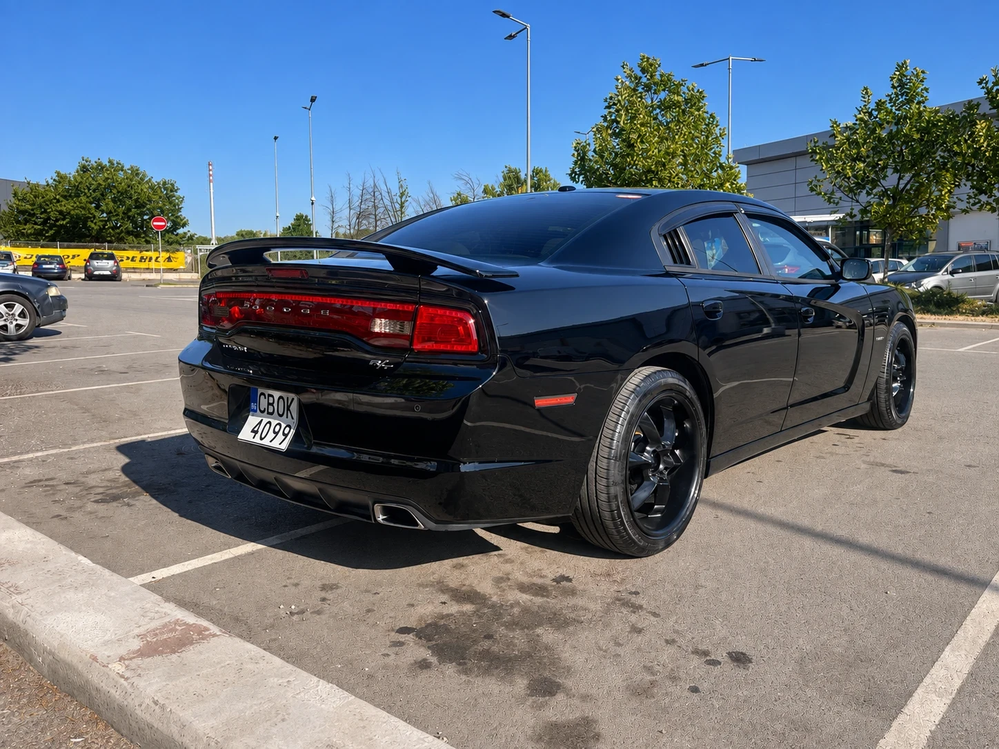 Dodge Charger R/T 5.7 HEMI, снимка 5 - Автомобили и джипове - 55619975