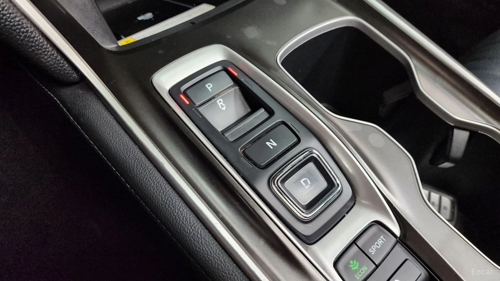 Honda Accord 2.0* HYBRID* TOURING* КОЖА* ПОДГРЕВ* ШИБИДАХ* HEAD, снимка 8 - Автомобили и джипове - 55444832