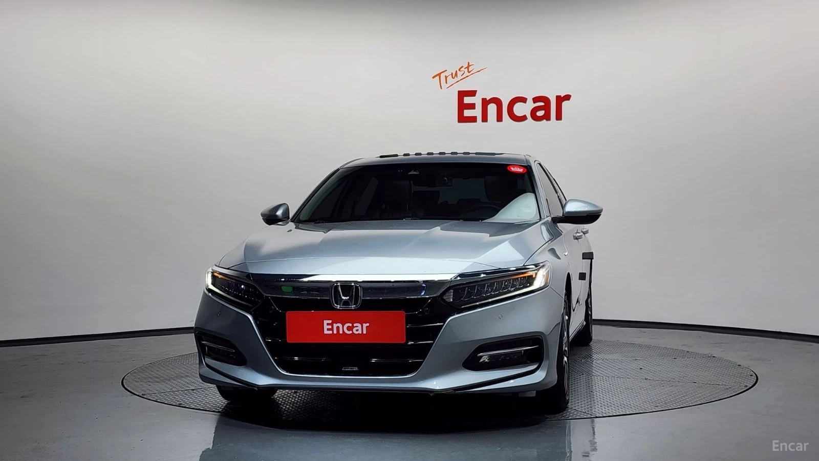 Honda Accord 2.0* HYBRID* TOURING* КОЖА* ПОДГРЕВ* ШИБИДАХ* HEAD, снимка 3 - Автомобили и джипове - 55444832