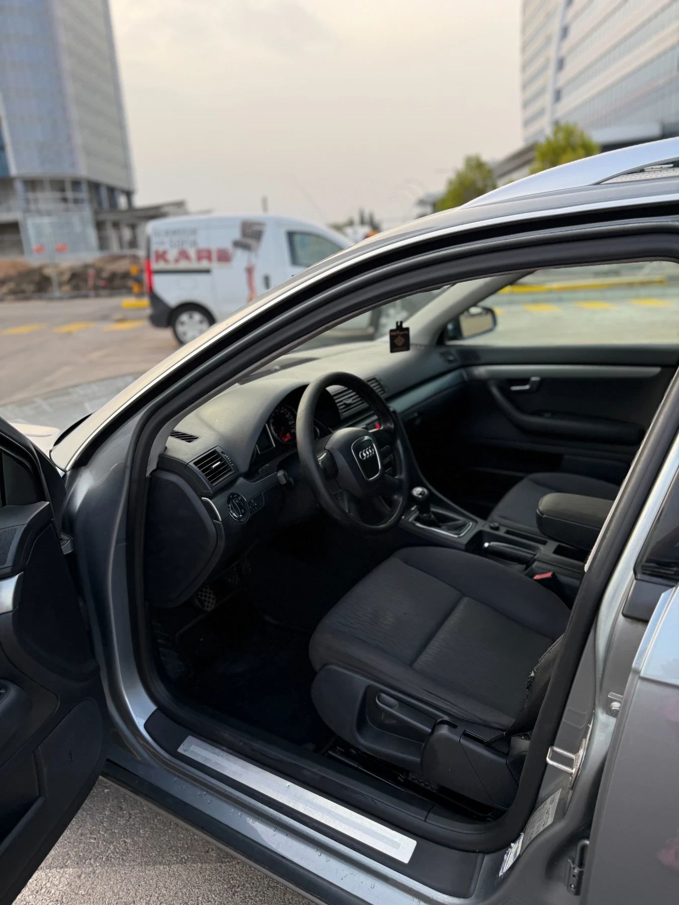 Audi A4, снимка 7 - Автомобили и джипове - 55870657