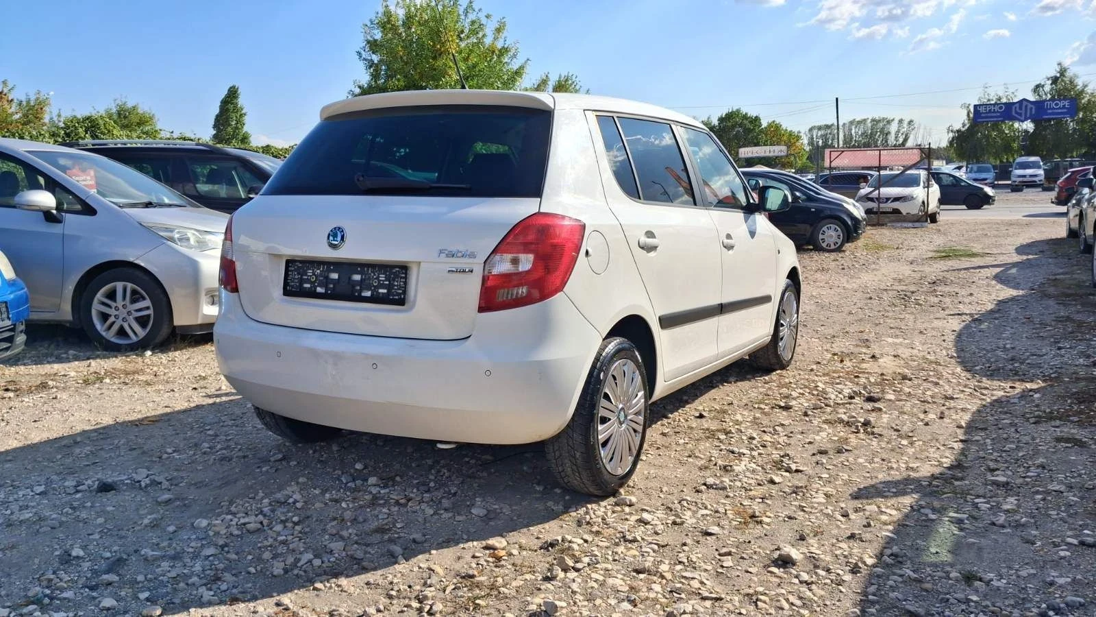 Skoda Fabia 1.6TDI, снимка 4 - Автомобили и джипове - 56316054